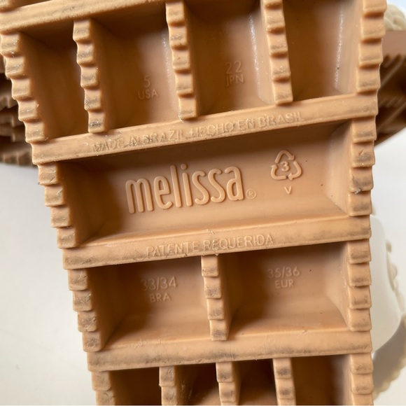 Melissa + Salinas Cosmic Sandals in White and Natural Size US 5 - Picture 14 of 14